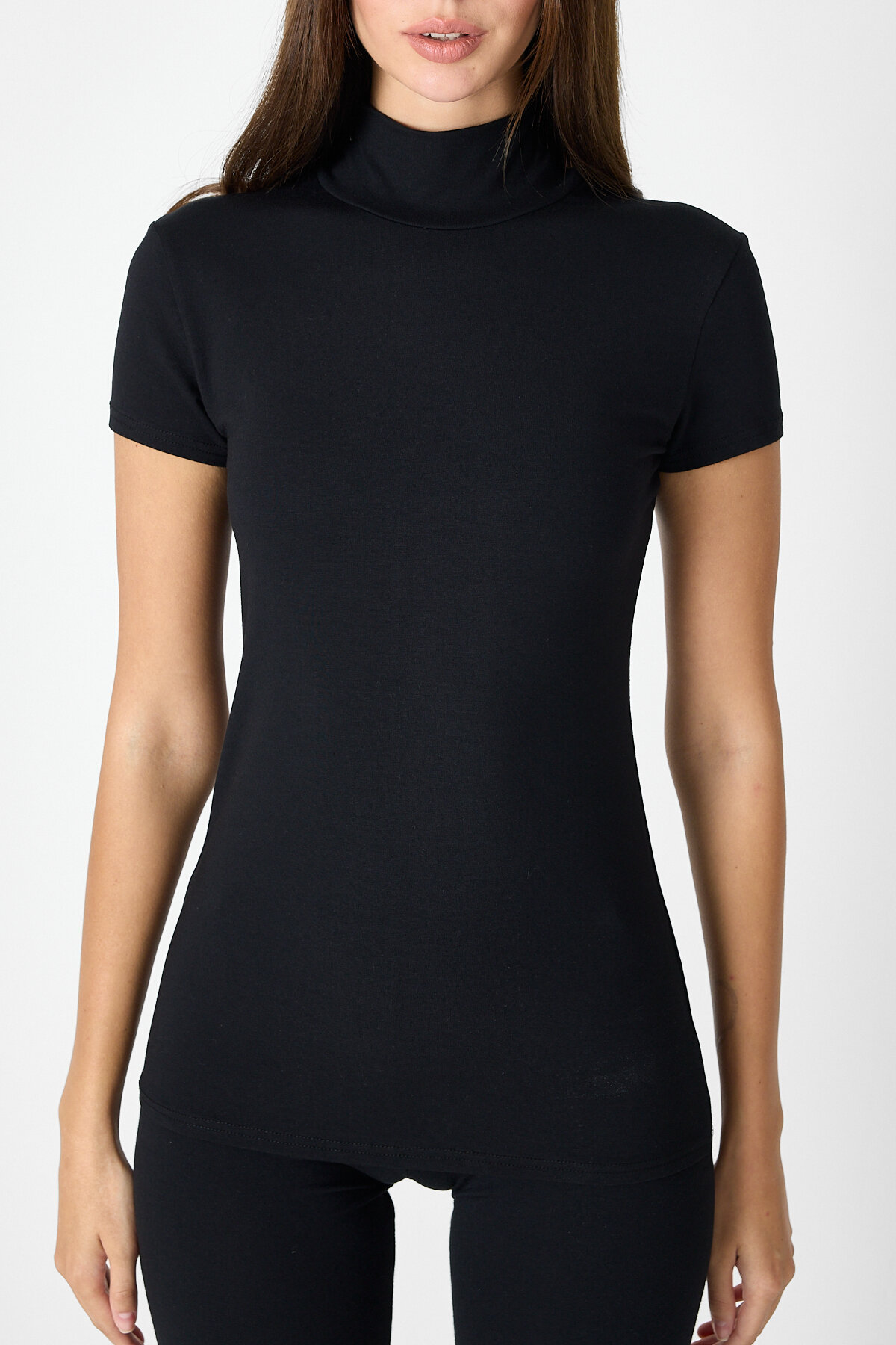 Malabadi Kadın Siyah Kısa Kollu Yarım Balıkçı Yaka Modal Body 1043 - 4