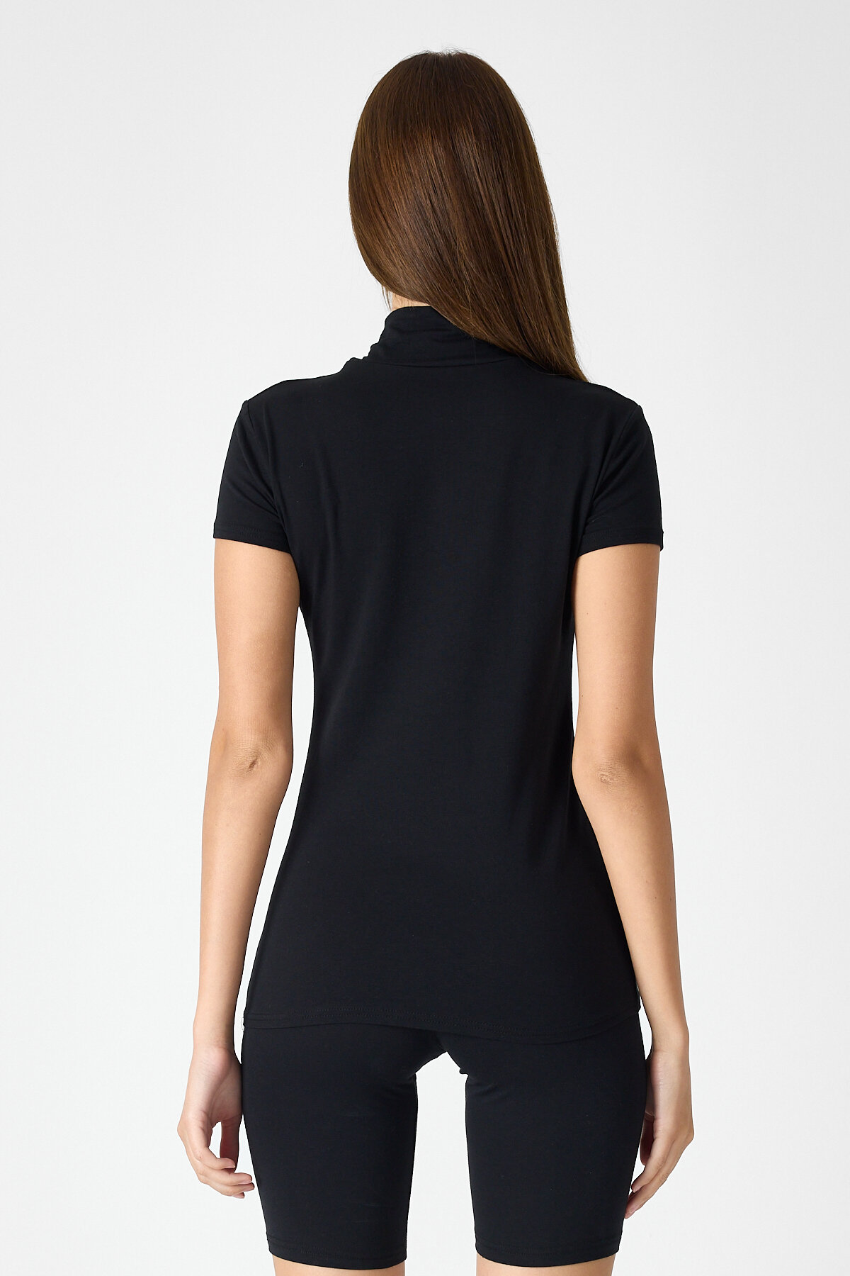 Malabadi Kadın Siyah Kısa Kollu Yarım Balıkçı Yaka Modal Body 1043 - 6