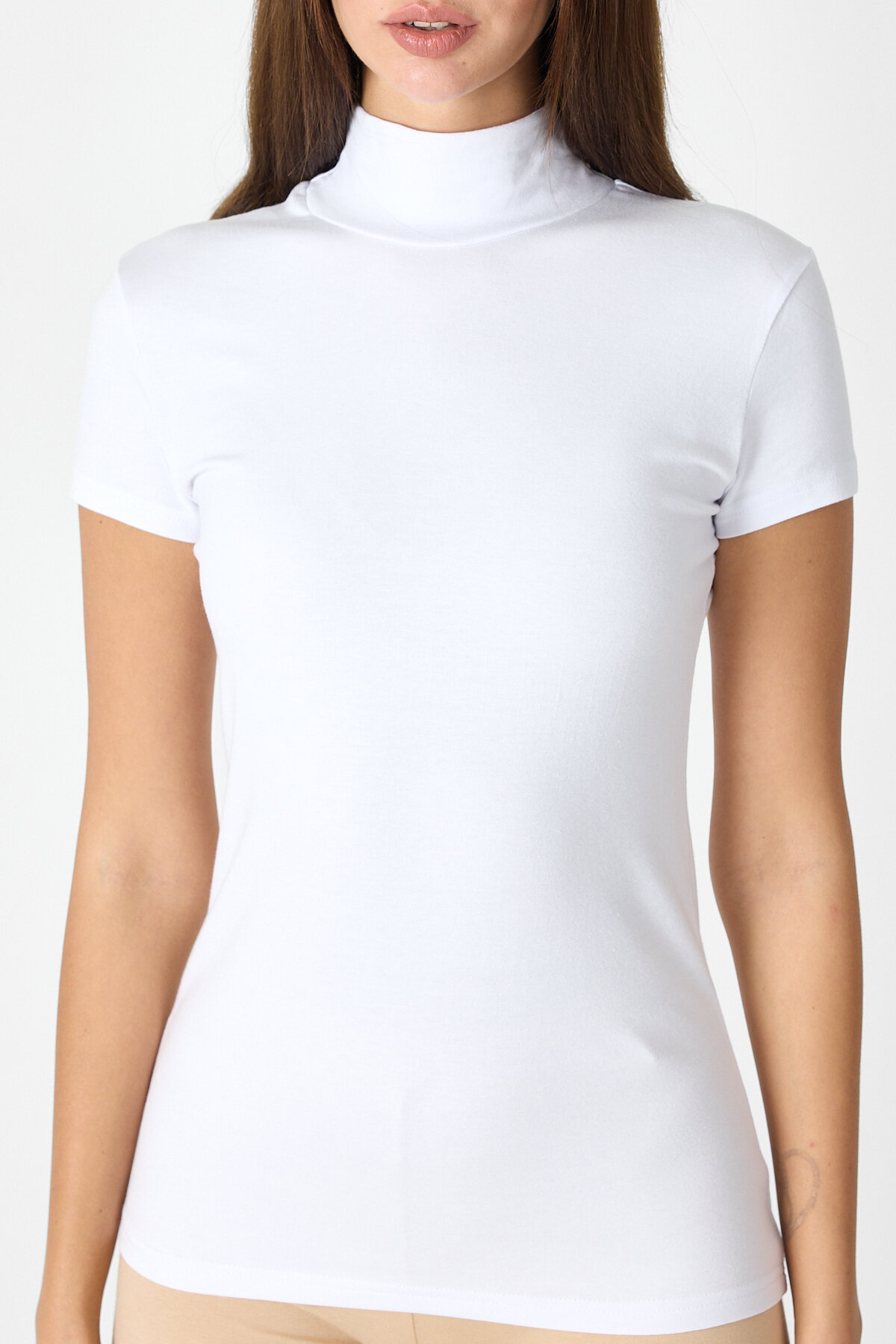 Malabadi Kadın Beyaz Kısa Kollu Yarım Balıkçı Yaka Modal Body 1043 - 4